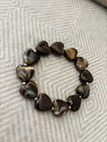 Armband hartjes bruin