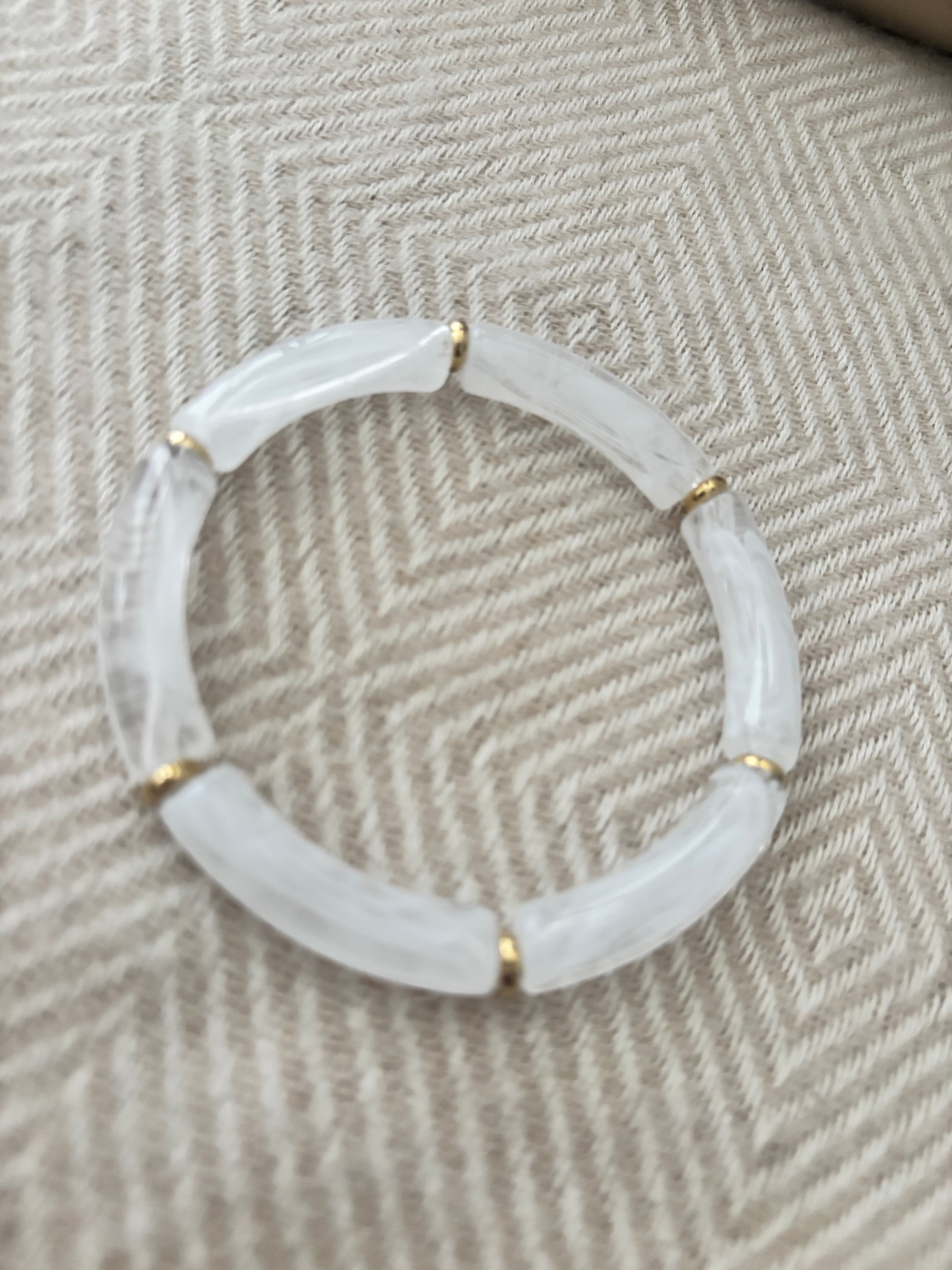 Armband wit resin